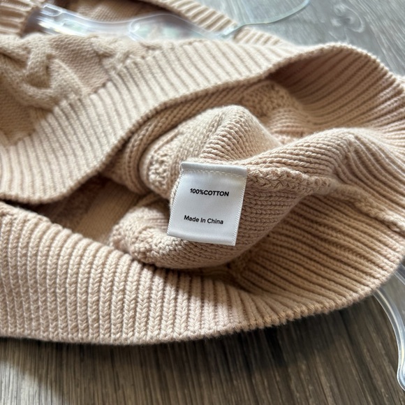 Evereve Maeve Cable Knit V-Neck Sweater Tank 100% Cotton - Picture 5 of 7